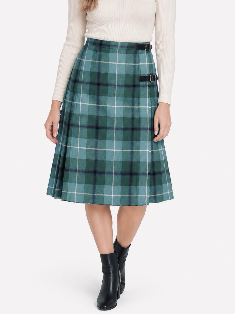 Angus Young Women’s Knee Length Plaid Wool Kilt Skirt with Buckle Detail Size XS